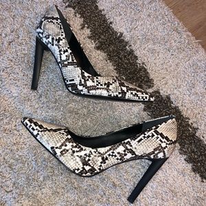 Kendall & Kylie Snakeskin heels